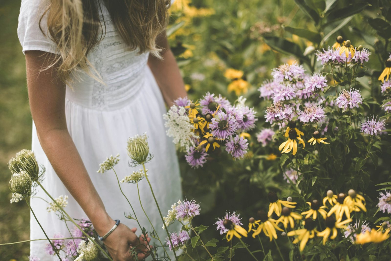 Femininity – The Beauty That Truly Shines